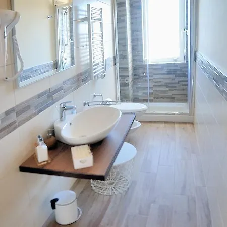 Oda ve Kahvaltı Donna Maria *