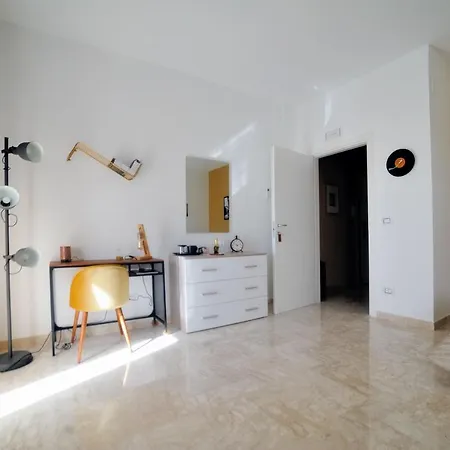 Donna Maria Bed & Breakfast *